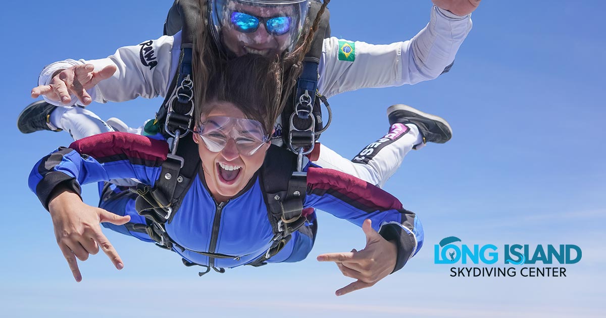Does skydiving feels like falling
